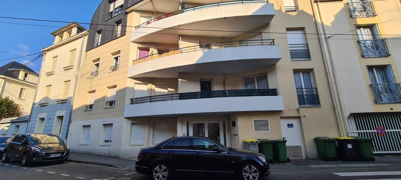 Appart'Hotel - Châteaubriant Εξωτερικό φωτογραφία